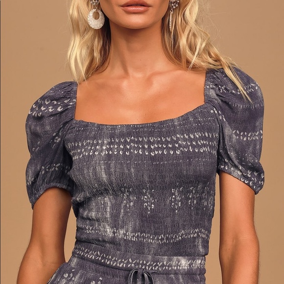 Lulus Tops - NWT Lulus Follow The Ocean Smocked Puff Sleeve Top